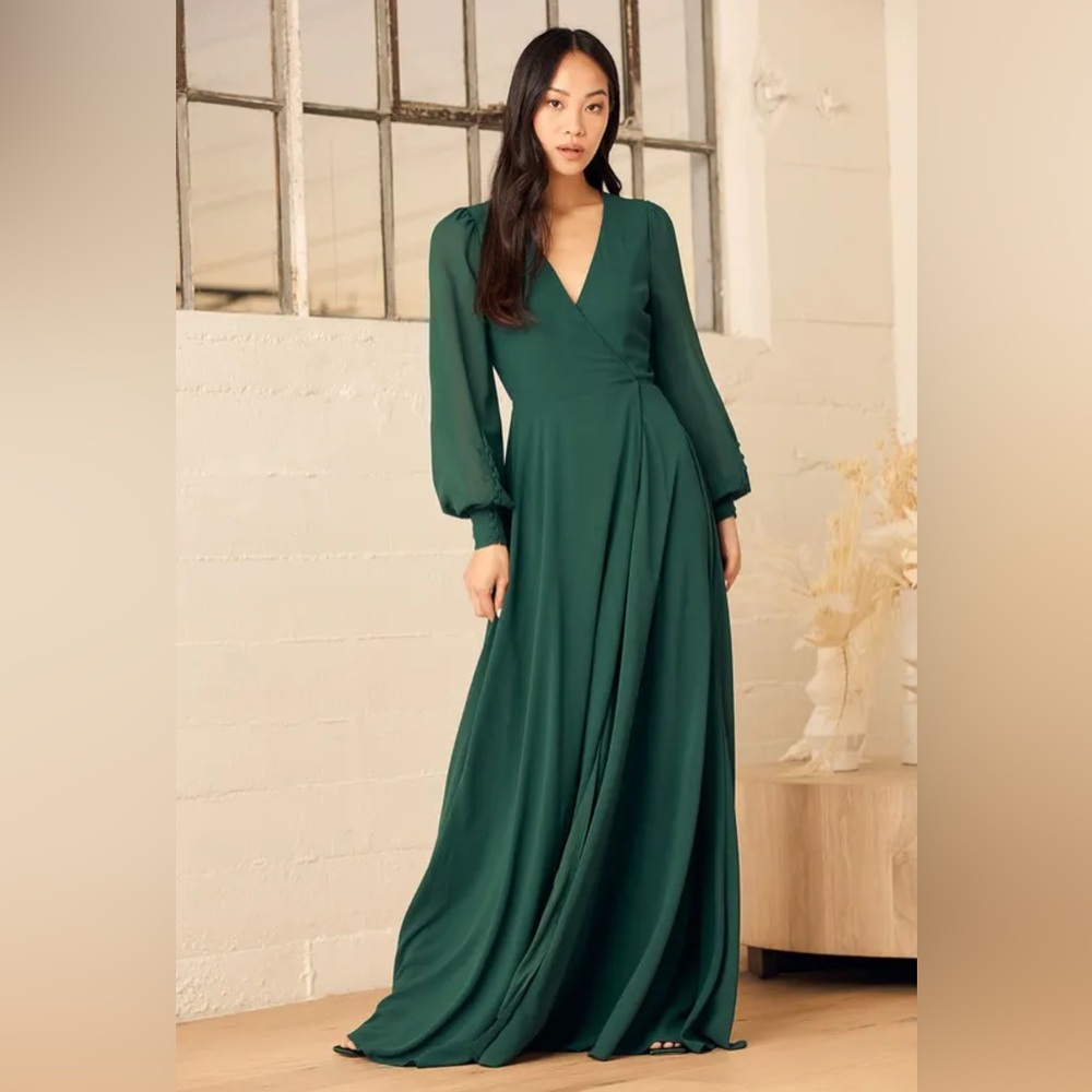Lulu's Elegant Green Maxi Dress